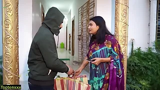 Auto driver fucks beautiful passenger Bhabhi&excl; With Clear Audio